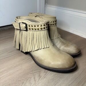 Naughty Monkey Amigo Fringe booties Womens‎ 8.5 Tan leather Fringe Ankle Boots